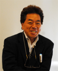 山下氏